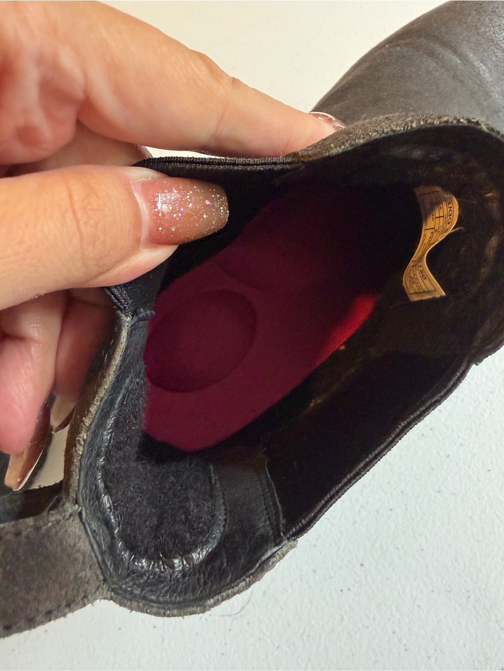 UGG Black Leather Waterproof Chelsea Boots Fall Winter Booties Women’s size 8 - Picture 8 of 8